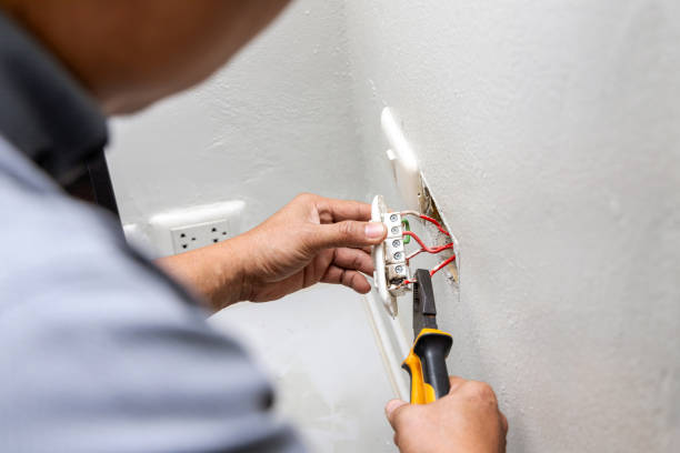 Best Outdoor Lighting Installation  in Slinger, WI
